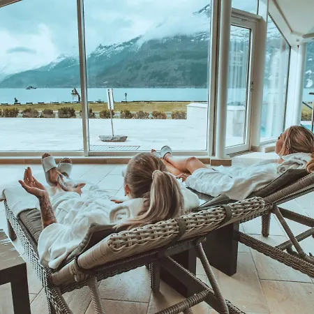 Hotell Ullensvang 4*