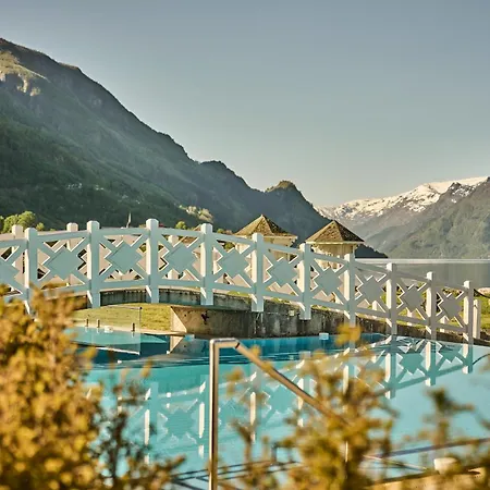Hotell Ullensvang 4*