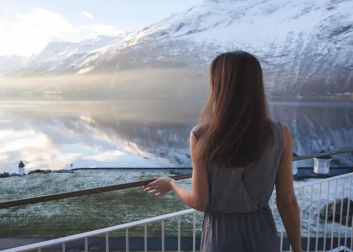 Ullensvang Hotel 4*