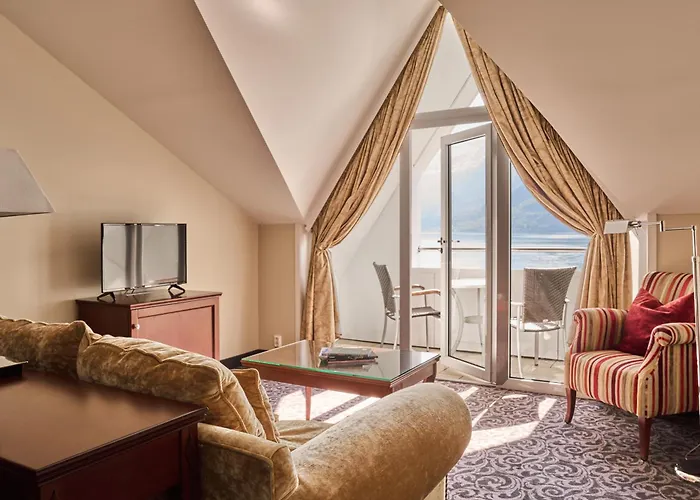 Hotel Ullensvang 4*